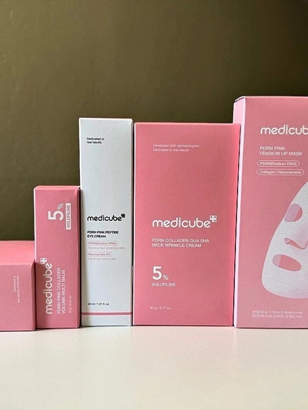 medicube PDRN Pink Collagen Youth-Raising / Pore-Tightening Mask Pink Skincare